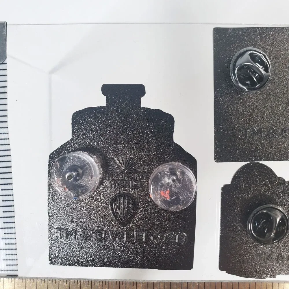 Harry Potter Enamel 5 Pin Set Magical Places Loot Crate 2021 Hogwarts Hogsmeade - Picture 9 of 12